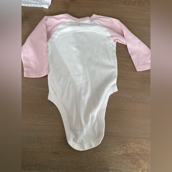 GAP & Old Navy Long Sleeve Bodysuits - Beige & White Stripes & Raglan Pink 6-12M - Picture 3 of 6
